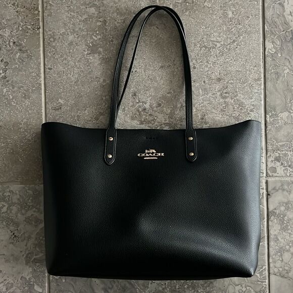 Coach Town Tote Polished Pebbled Leather Black, New - Picture 2 of 14